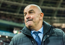 Станислав Черчесов. ©Depositphotos/alizadastudios