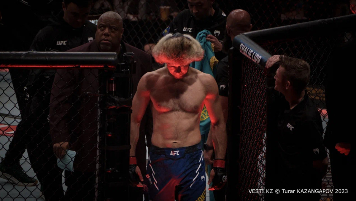 Конор Макгрегор сделал заявление о бое против Шавката Рахмонова в UFC