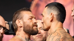 Стердаун Конора Макгрегора и Макса Холлоуэя перед боем на UFC 329. ©Кадр из видео