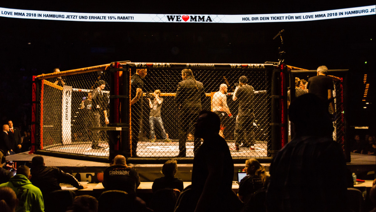 Решена судьба последего боя казахского нокаутёра в UFC