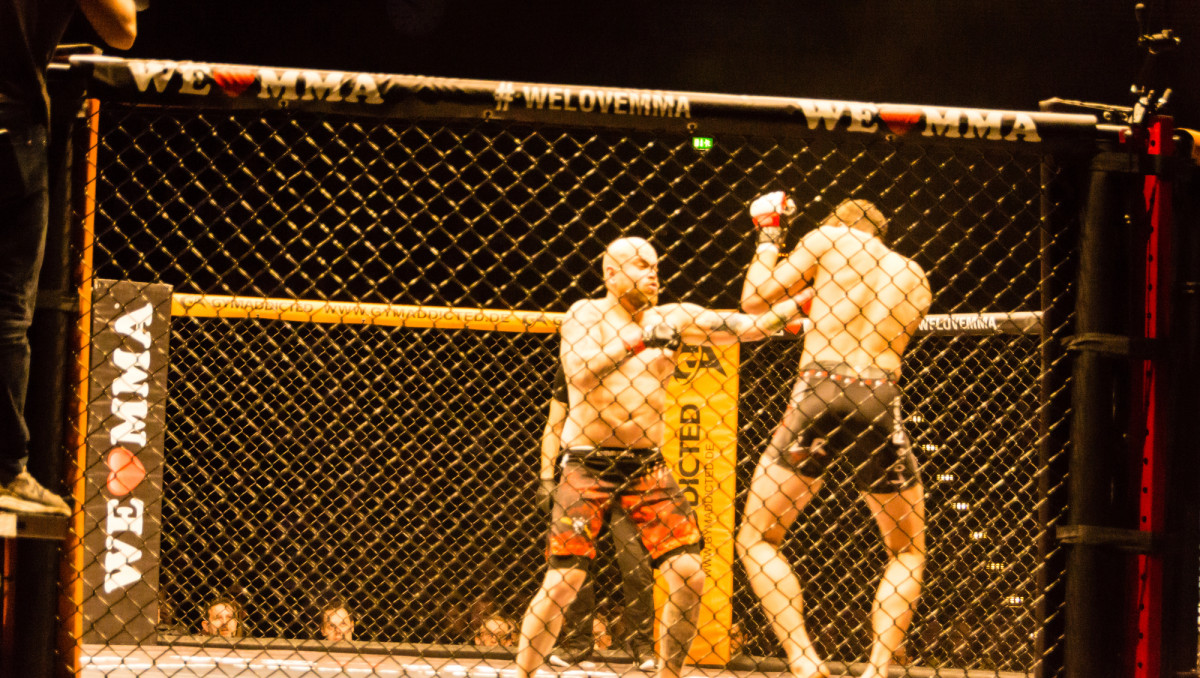 Рекордным количеством нокаутов обернулся турнир UFC 332
