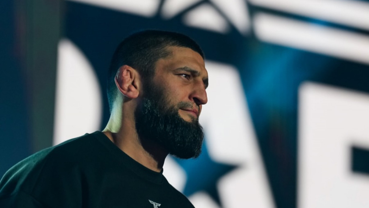 Чимаев предложил чемпиону UFC миллион долларов за бой