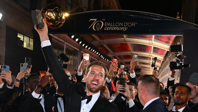 Харри Кейн выиграл "Золотой мяч". Фото: ©x.com/ballondor/