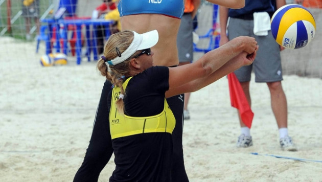 Казахстанские пляжницы проиграли на старте Межконтинентального Кубка