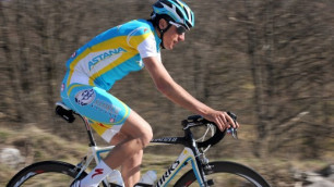 Гонщик "Астаны" сломал ключицу на 14-м этапе "Тур де Франс"
