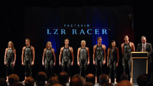 "Суперкостюмы" позволили пловцам побить немало рекордов. (Фото AAP Image / Delly Carr.)