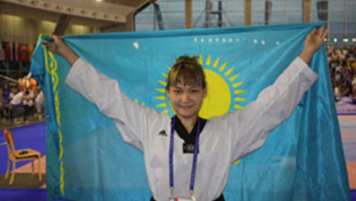 Айтмухамбетова проиграла в дебютном поединке на Играх-2012