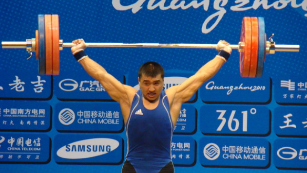Тяжелоатлет Алмас Утешов на Олимпиаде в Рио станет призером