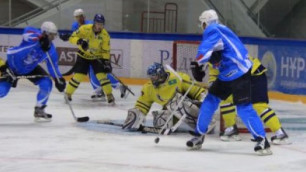 Фото с сайта uka-hockey.kz