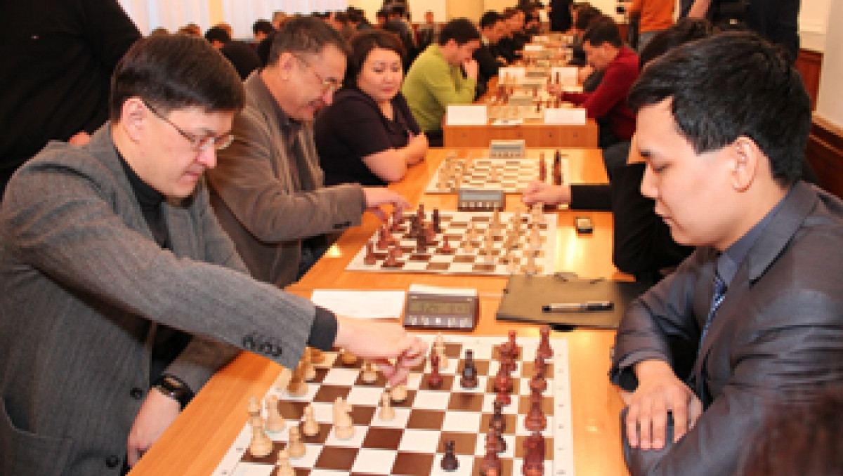 В Астане прошли соревнования по шахматам среди сотрудников государственных органов