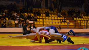 Фото с сайта wrestling.kz