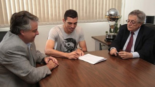 Лусио подписал контракт с бразильским "Сан-Паулу"