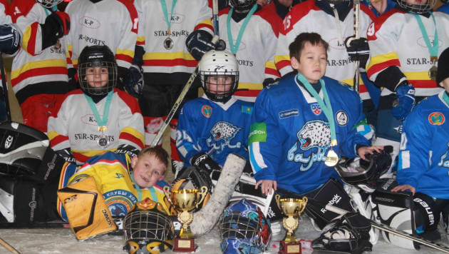 В турнире самых маленьких хоккеистов победила команда "Барыс"