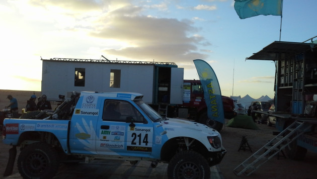 Экипаж "Астаны" выиграл шестой этап Africa Eco Race-2013