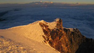 Фото с сайта mountain.kz. Кратер вулкана Орисаба