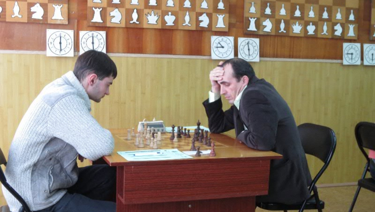 Егоров выиграл полуфинал ЧРК по шахматам 
