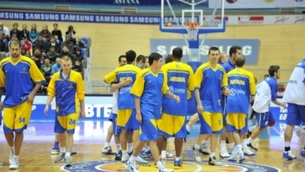 Баскетболисты "Астаны" одолели "Капшагай" в первом полуфинале