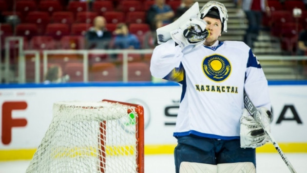 Сборная Казахстана по хоккею сохранила первое место по итогам второго дня ЧМ