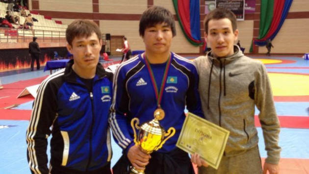 Казахстанские юниоры взяли "серебро" на Кубке ФБА
