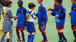Воспитанники секции клуба "Барселона". Фото с сайта espanarusa.com