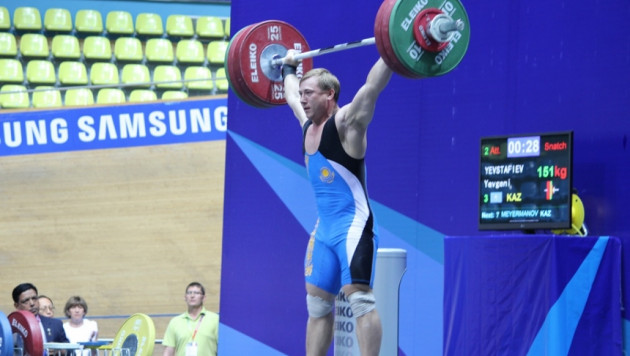 Казахстанец Евгений Эвстафьев стал бронзовым призером чемпионата Азии