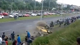 Спорткар въехал в толпу зрителей на автогонках в Польше (+ видео)