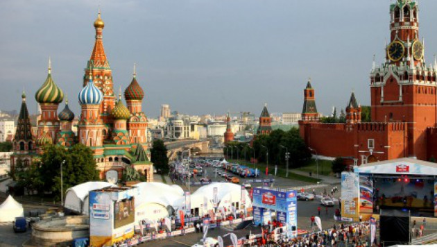 На Красной площади прошел парад участников "Шелкового пути" (+фото)