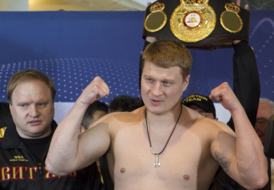 Владимир Хрюнов и Александр Поветкин. Фото РИА Новости, Виталий Белоусов