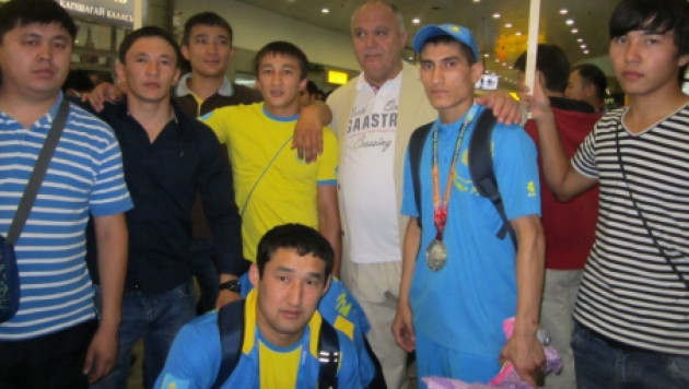 Призеров Универсиады чествовали в Казахской академии спорта и туризма