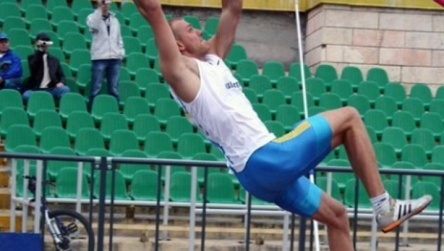 Никита Филиппов стал третьим в прыжках с шестом на Универсиаде
