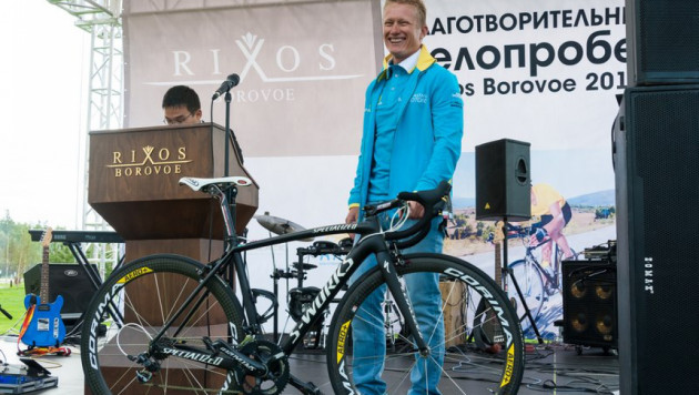 Велосипед Винокурова ушел с молотка за 3,5 миллиона тенге