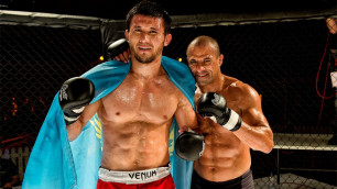 Ержан Естанов (слева) и Марсело Гидучи после боя. Фото с сайта турнира Carelia Fight