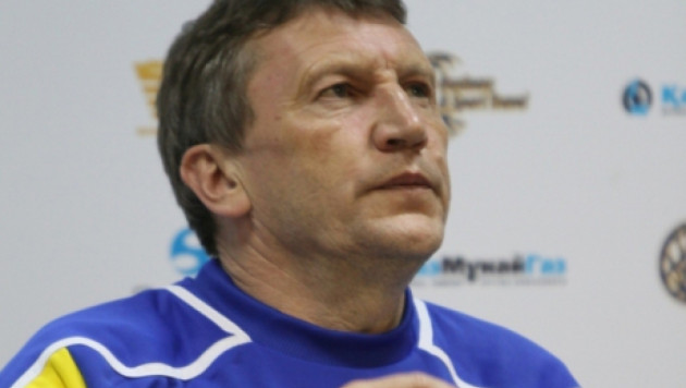 Казахстанские болельщики ждут нового тренера в футбольной сборной