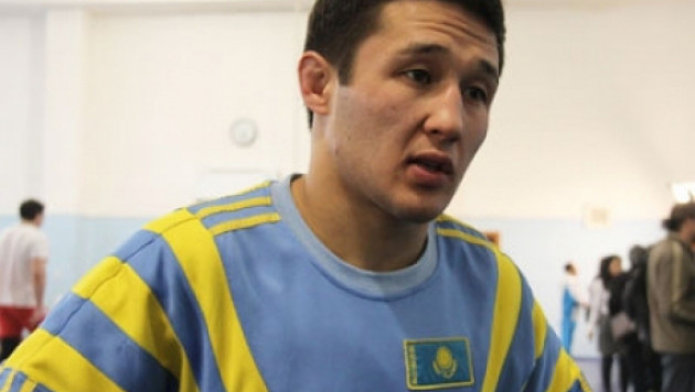 Казахстанский борец проиграл в борьбе за "бронзу" чемпионата мира