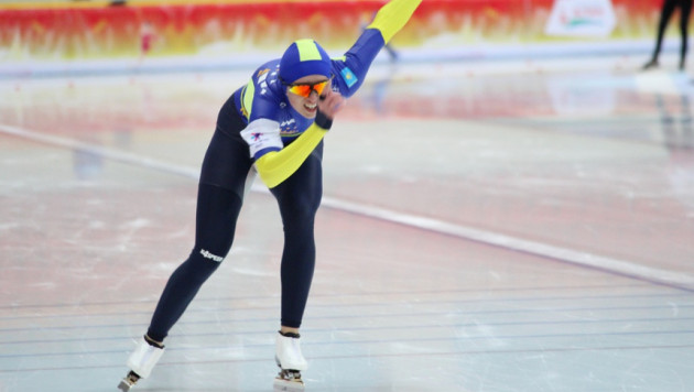 Казахстанские конькобежцы определили участников Кубков мира в Канаде и США
