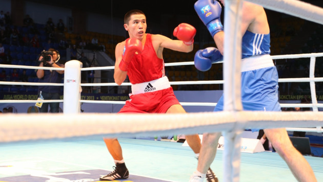 Мерей Акшалов победил шотландского боксера на чемпионате мира в Алматы