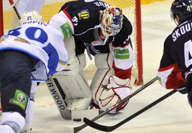 Эпизод матча "Слован"- "Барыс". Фото с сайта hcslovan.sk