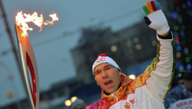 Валуев чуть не проспал этап эстафеты олимпийского огня в Кемерово