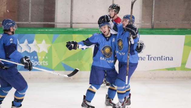Казахстанские хоккеисты вышли в финал Универсиады в Трентино
