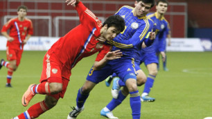 Игровой момент матча молодежных сборных России и Казахстана. Фото с сайта com-cup.com