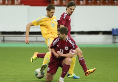 Роман Муртазаев (номер 14). Фото с официального сайта Кубка Содружества