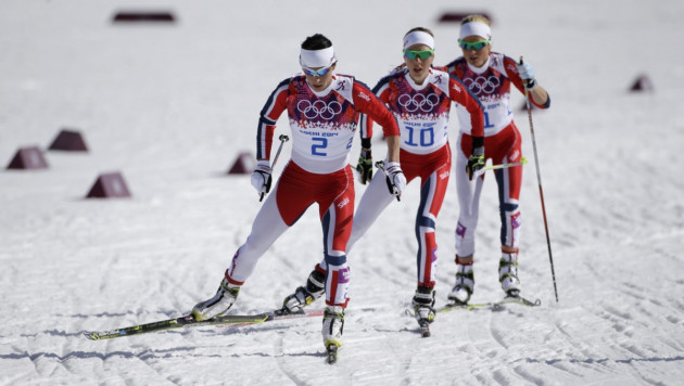 Норвежские лыжницы заняли весь пьедестал Олимпиады в масс-старте на 30 километров
