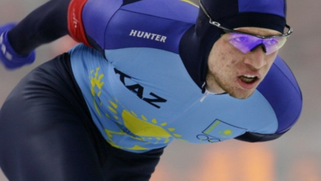 Дмитрий Бабенко стал 13-м на ЧМ по конькобежному многоборью