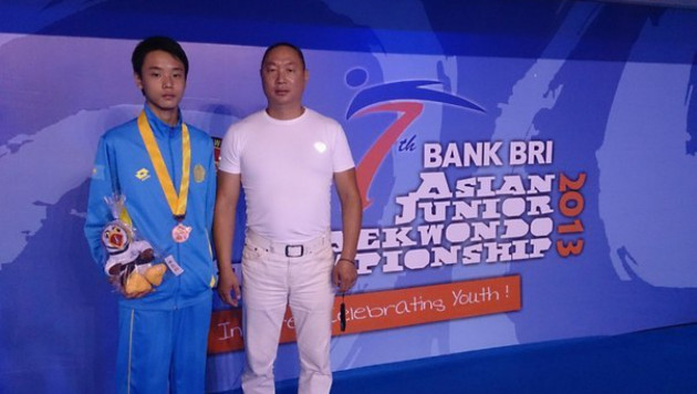 Казахстанский таэквондист стал серебряным призером чемпионата мира
