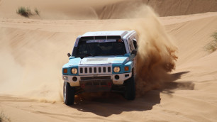 Гонщики Mobilex Racing Team улучшили свои позиции на Abu Dhabi Desert Challenge