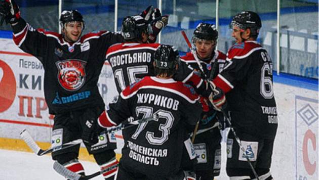 Хоккеисты "Рубина" максимально приблизились к финалу Кубка Братины с "Сарыаркой"