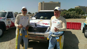 Оба экипажа Mobilex Racing Team вошли в ТОП-10 ралли-рейда в ОАЭ в своем классе