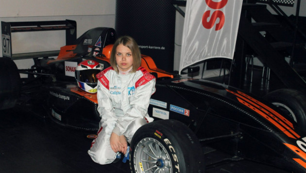 17-я летняя казахстанка будет выступать в Formula Russia без прав