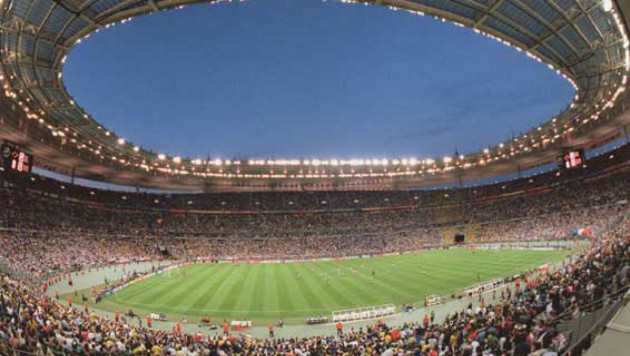Матч-открытие и финал ЕВРО-2016 пройдут на стадионе "Стад де Франс"