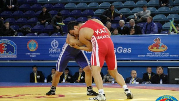 Казахстанец Искаков стал чемпионом Азии по греко-римской борьбе